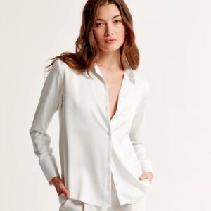 Abercrombie & Fitch Cream Satin Women’s Dress Shirt